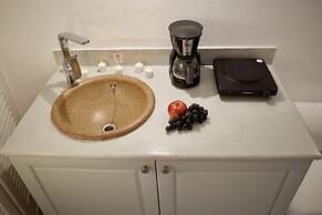 Aeolos Art and Eco Suites - Adults Only