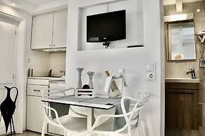 Aeolos Art and Eco Suites - Adults Only