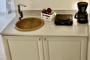 Aeolos Art and Eco Suites - Adults Only