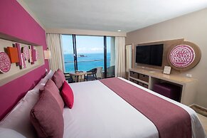 Sunscape Dorado Pacifico Ixtapa Resort & Spa - All Inclusive