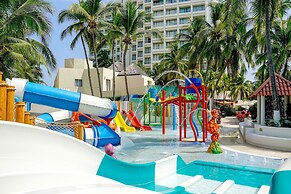Sunscape Dorado Pacifico Ixtapa Resort & Spa - All Inclusive
