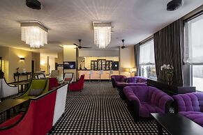 SANA Silver Coast Hotel