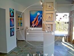 Scorpios Hotel & Suites