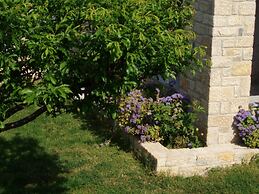 Scorpios Hotel & Suites