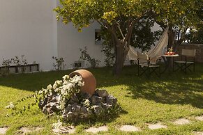 Scorpios Hotel & Suites