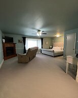 Black Bear Manor