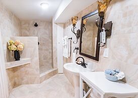 Sea Rose Suites
