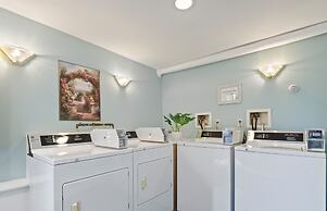 Sea Rose Suites