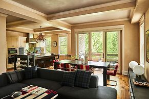 The Auberge Residences at Element 52