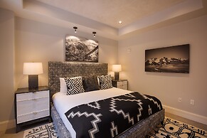 The Auberge Residences at Element 52