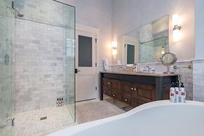 The Auberge Residences at Element 52