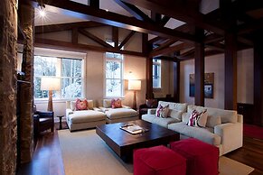 The Auberge Residences at Element 52