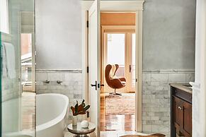 The Auberge Residences at Element 52