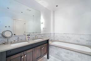 The Auberge Residences at Element 52