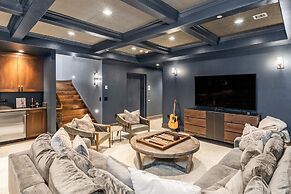 The Auberge Residences at Element 52