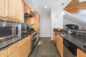 The Auberge Residences at Element 52