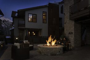 The Auberge Residences at Element 52