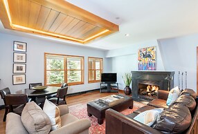 The Auberge Residences at Element 52