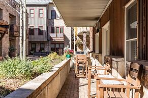 The Auberge Residences at Element 52