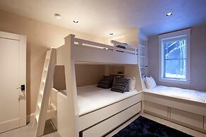 The Auberge Residences at Element 52