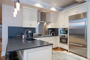 The Auberge Residences at Element 52