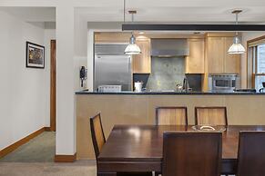 The Auberge Residences at Element 52
