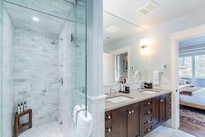 The Auberge Residences at Element 52