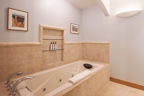 The Auberge Residences at Element 52