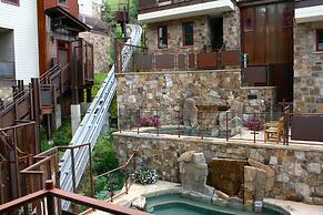 The Auberge Residences at Element 52