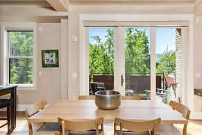 The Auberge Residences at Element 52