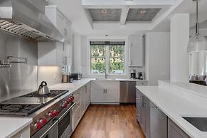 The Auberge Residences at Element 52