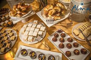 Alma del Lago Suites & Spa