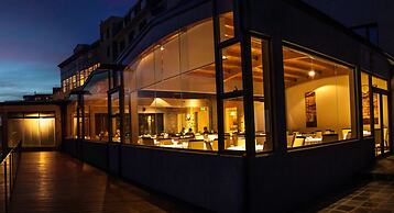 Alma del Lago Suites & Spa