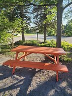 Howard Johnson by Wyndham Lindsay