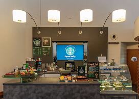 Hilton London Heathrow Airport Terminal 5