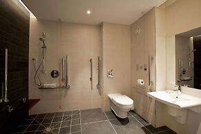 Hilton London Heathrow Airport Terminal 5