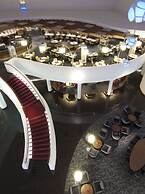 Hilton London Heathrow Airport Terminal 5