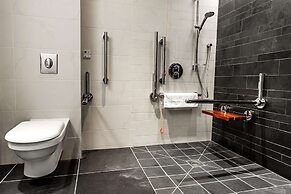 Hilton London Heathrow Airport Terminal 5