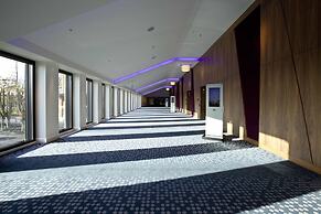 Hilton London Heathrow Airport Terminal 5