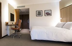 Hilton London Heathrow Airport Terminal 5