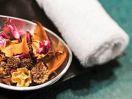 Mövenpick Ambassador Hotel Accra