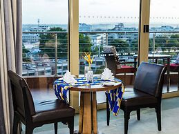 Mövenpick Ambassador Hotel Accra