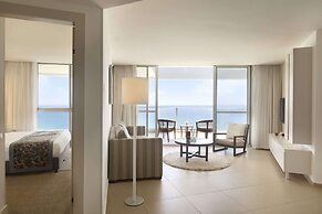 Ramada Hotel & Suites by Wyndham Netanya