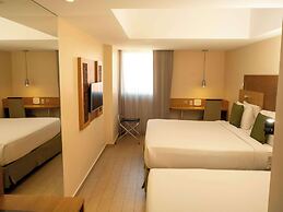 Mercure Maceio Pajucara Hotel