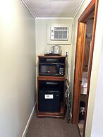 White Mountain Motel And Cottages