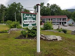 White Mountain Motel And Cottages