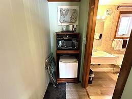 White Mountain Motel And Cottages