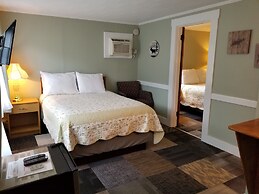 White Mountain Motel And Cottages