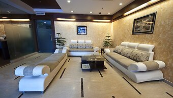 Hotel Divine Paradise