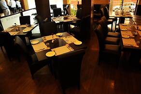 Hotel Divine Paradise